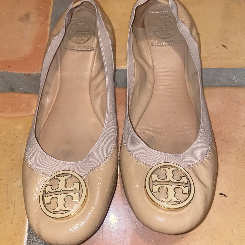 Tory Burch nude ballerinas
